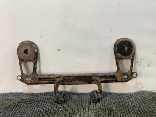 кронштейн глушителя Renault Safrane 1 поколение 1994, 2.0 л., N7Q 711, бензин, МКПП, синий, хетчбэк 5 дв., 7700840744