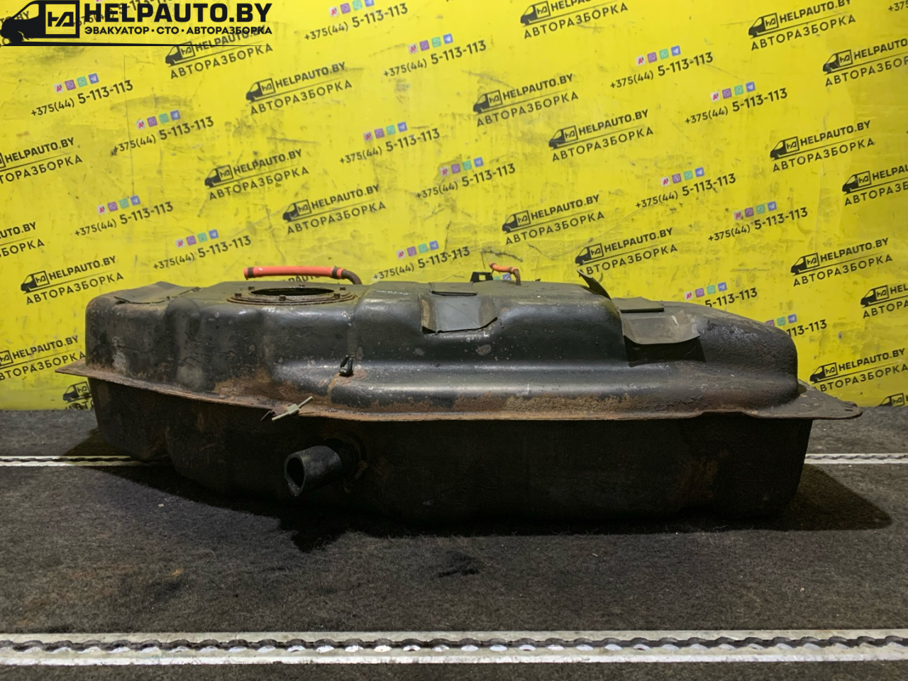 бак топливный Nissan Serena C23 1992, 2.0 л., дизель, МКПП, серебро, минивэн, передний привод - фото №1