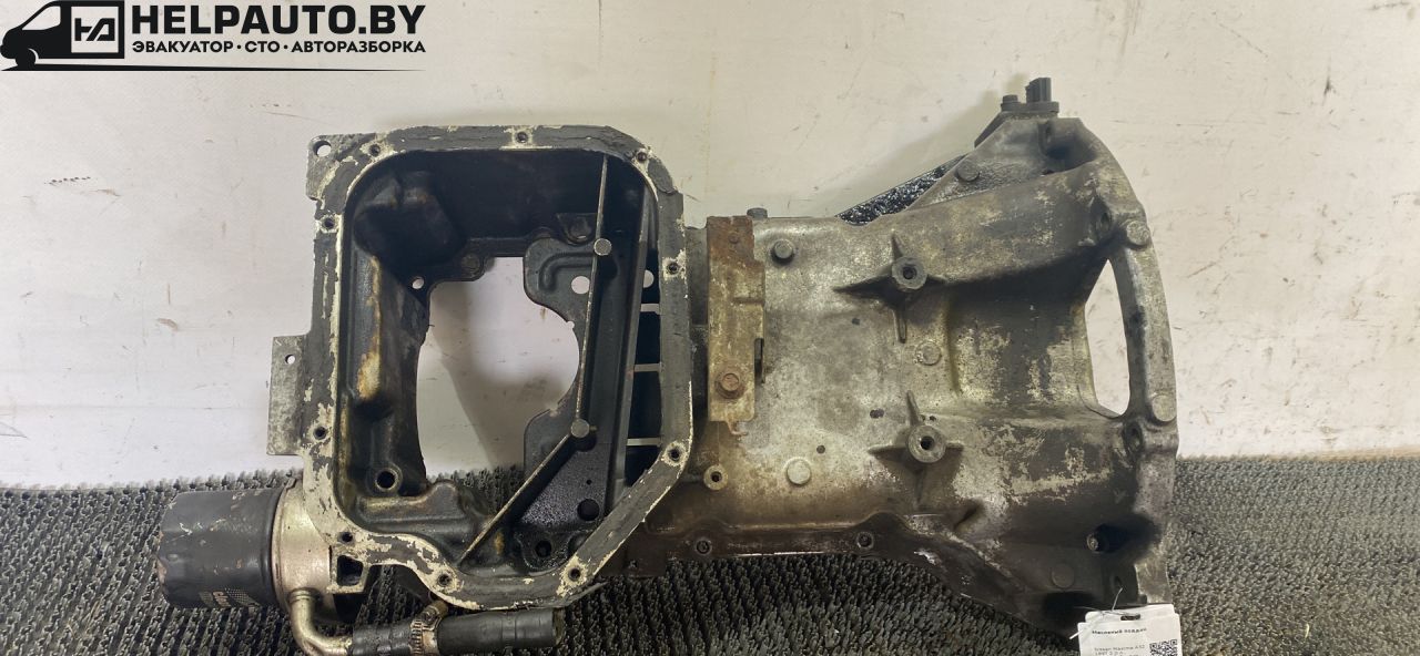 масляный поддон Nissan Maxima A32 1997, 2.0 л., VQ20DE, бензин, 5МКПП, зеленый, седан, передний привод - фото №1