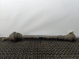 полуось передняя правая (приводной вал, ШРУС) Volkswagen Passat B3 1990, МКПП, передний привод