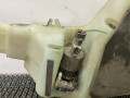 бачок омывателя Renault Scenic 1 поколение 1998, 1.6 л., бензин, МКПП, 7700843902 - фото №2