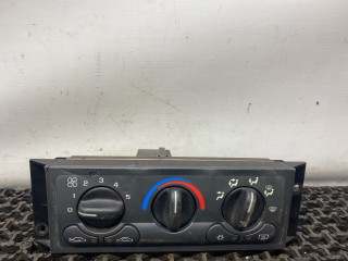 блок управления печки / климат-контроля Opel Sintra 1 поколение 1999, 2.2 л., X 22 XE, бензин, МКПП, серебристый, минивэн, передний привод