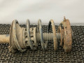 стойка передняя левая Renault Megane 1 поколение 1996, 1.6 л., i, бензин, МКПП, седан, передний привод, K4M - фото №4