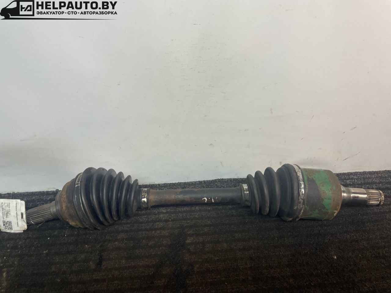 полуось передняя левая (приводной вал, ШРУС) Mazda 626 3 поколение GD (1987 - 1992), 2.0 л., бензин, МКПП, желтый, седан, передний привод - фото №1