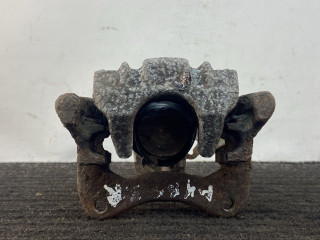 суппорт задний правый Audi A4 B5 1999, 1.8 л., бензин, АКПП, черный, универсал, передний привод