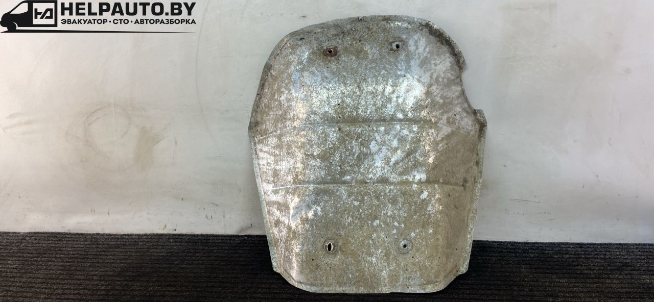 тепловой экран глушителя Dodge Caravan 3 поколение RG 1999, 2.4 л., EDZ, бензин, АКПП, темно зеленый, передний привод - фото №1