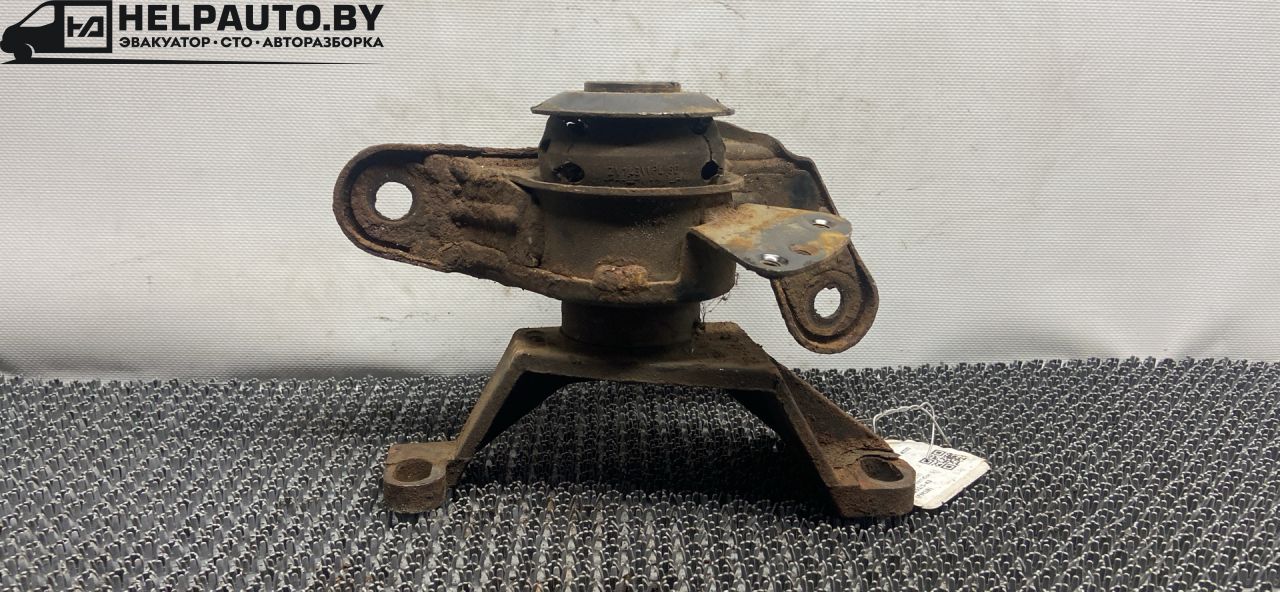 подушка крепления КПП Ford Mondeo 2 поколение 1998, 1.8 л., дизель, МКПП, синий, хетчбэк 5 дв., передний привод - фото №1