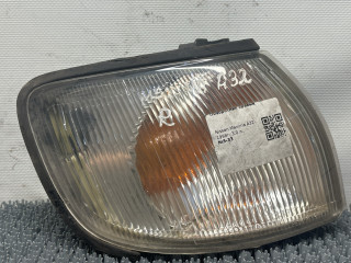 поворотник правый Nissan Maxima A32 1998, 3.0 л., бензин, седан
