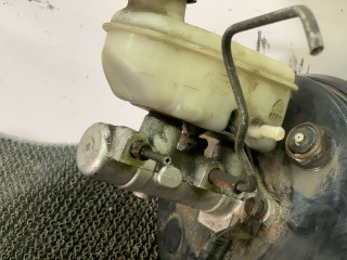 цилиндр тормозной главный Kia Sorento 1 поколение 2003, 2.5 л., D4CB, дизель, МКПП, внедорожник 5 дв.