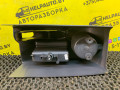 консоль салона Volkswagen Golf 5 поколение 2008, 1.4 л., BUD, бензин, 5МКПП, синий, хетчбэк 5 дв., передний привод - фото №5