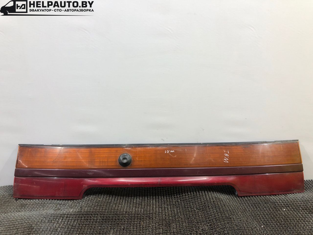 бленда Mitsubishi Space Wagon 2 поколение (Typ N30/N40) 1994, 2.0 л., 4D68 T, дизель, МКПП, серый, минивэн - фото №1