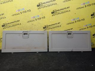 пластик Nissan Almera Tino V10 2001, 2.2 л., YD22DDT, дизель, МКПП, берюзовый, минивэн, передний привод