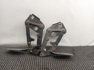петля капота Peugeot 406 1 поколение [рестайлинг] (1999 - 2004), 2.0 л., HDi, дизель, универсал