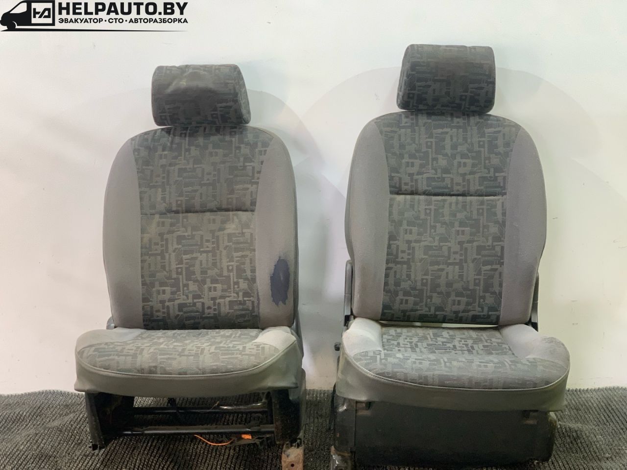 салон (комплект сидений) Citroen Berlingo 1 поколение (M49) 1998, 1.9 л., DHX (XUD9TF/BTF), дизель, МКПП, белый, фургон, передний привод - фото №1