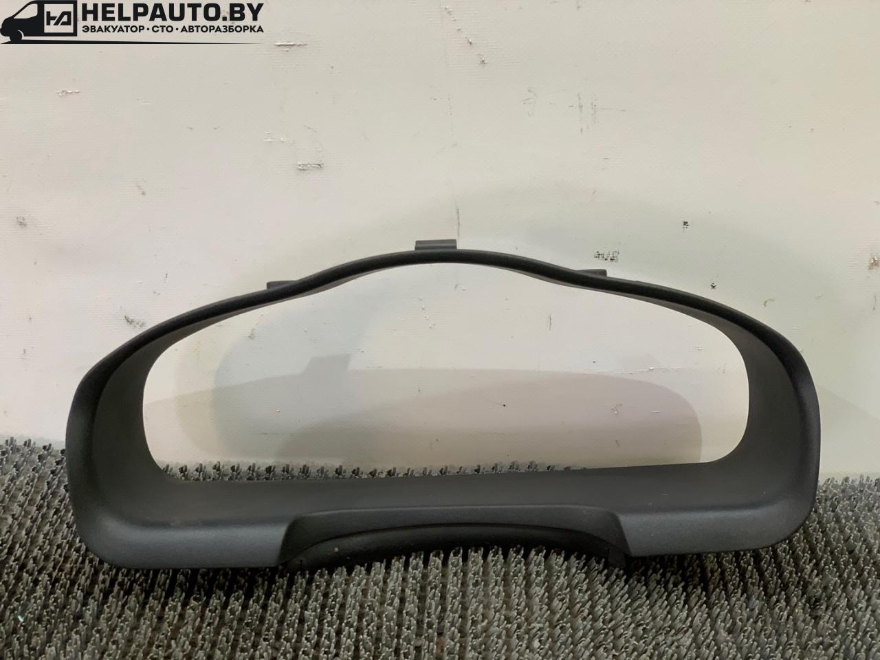 рамка панели приборов Hyundai Santa Fe 1 поколение (SM) 2001, 2.4 л., бензин, МКПП, черный, внедорожник 5 дв., передний привод, 84830-2600 - фото №1