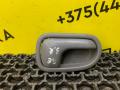 ручка внутренняя задняя правая Mazda 626 GE 1992, 1.8 л., бензин, МКПП, красный, хетчбэк 5 дв. - фото №2