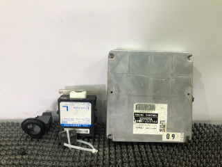 блок управления двигателем Toyota RAV4 2 поколение (XA20) 2002, 2.0 л., дизель, МКПП, серебристый, седан, 75800-5192, 89681-42780