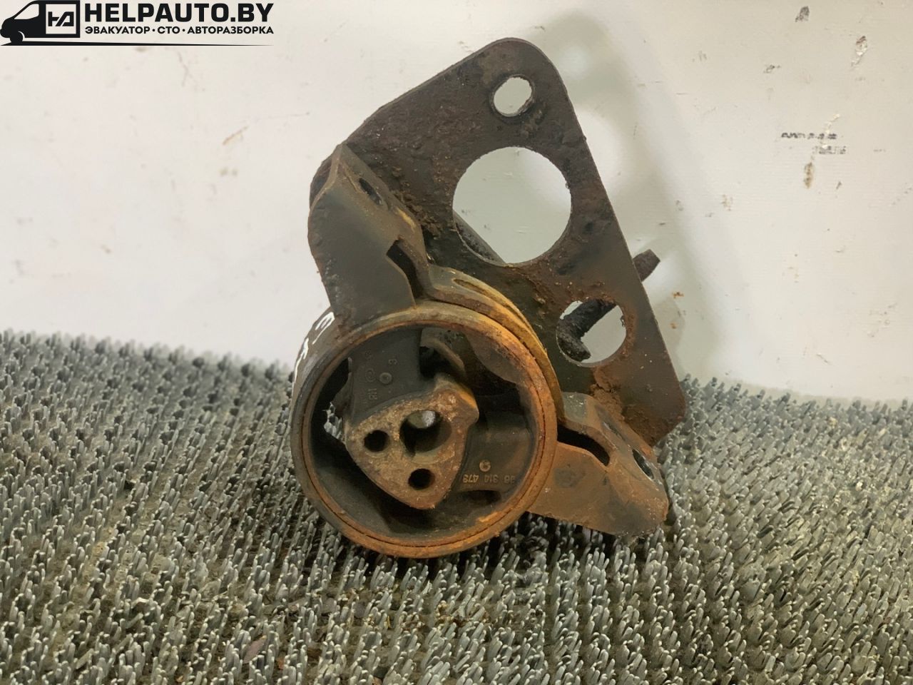 подушка крепления двигателя Daewoo Matiz M200 KLYA 2006, 0.8 л., F8CV, бензин, МКПП, серый, хетчбэк 5 дв., передний привод - фото №1