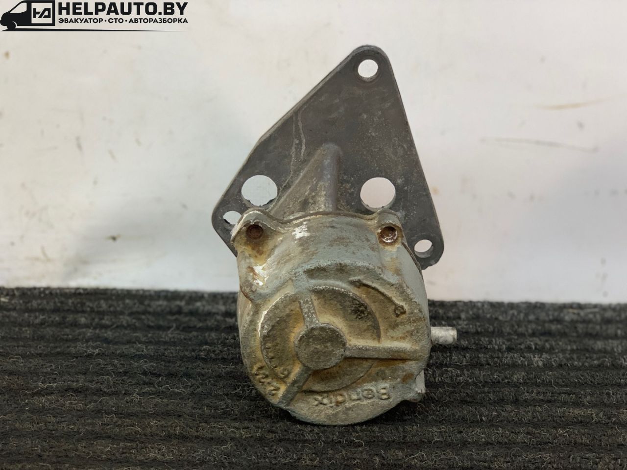 насос вакуумный Citroen Berlingo 1 поколение (M49) 1998, 1.9 л., DHX (XUD9TF/BTF), дизель, МКПП, белый, фургон, передний привод - фото №1