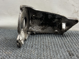 кронштейн ТНВД Peugeot 405 1 поколение (1987 - 1996), 1.9 л., TDi, дизель