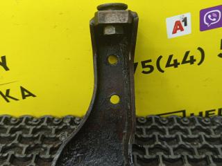 кронштейн двигателя Audi 80 B3 1988, 1.6 л., дизель, МКПП, седан, передний привод