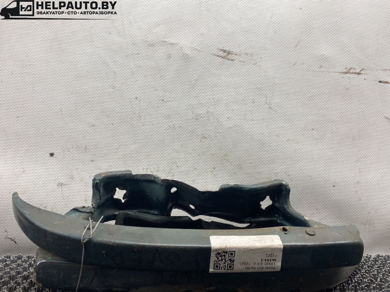ус под фонарь Rover 600 Series 1 поколение 1995, 2.0 л., F20Z1, бензин, 5МКПП, седан, передний привод, F20Z1 - фото №1