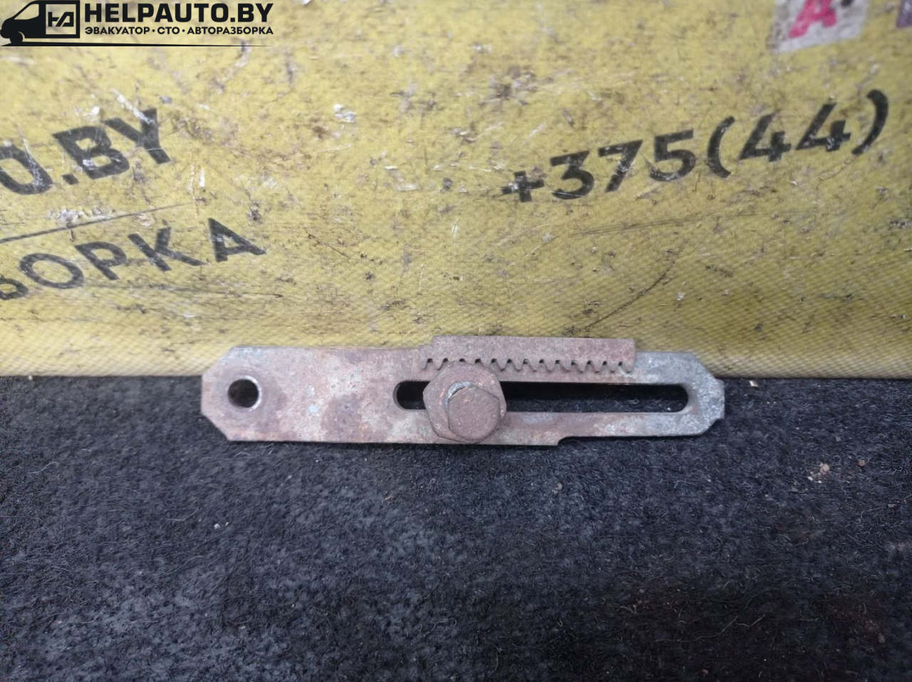 натяжитель Audi 80 8C/B4 1994, 2.0 л., бензин, МКПП, зеленый, седан, передний привод - фото №1