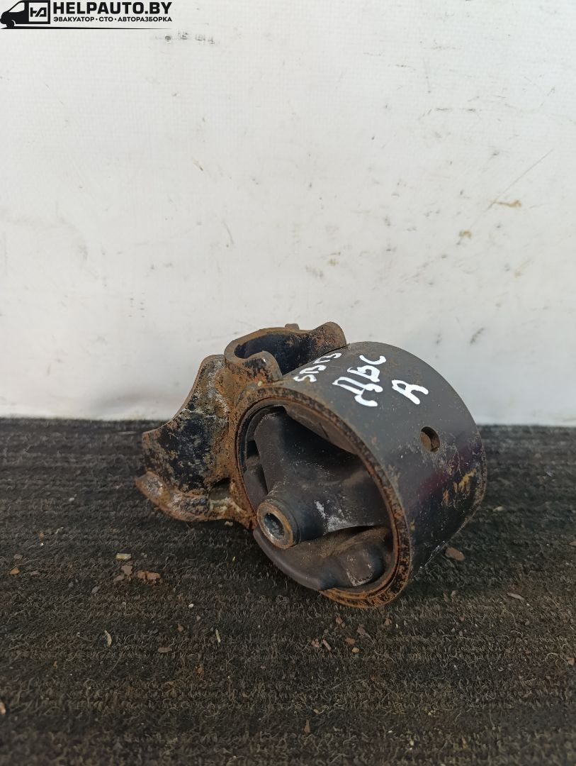 подушка крепления двигателя Suzuki Baleno 1 поколение 1998, 1.3 л., i, G13BB, бензин, МКПП, серебристый, седан, передний привод - фото №1