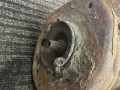 стойка передняя левая Renault Megane 1 поколение 1996, 1.6 л., бензин, МКПП, черный, хетчбэк 5 дв., передний привод - фото №2