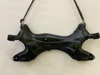 балка подвески передняя (подрамник) Toyota RAV4 2 поколение (XA20) 2002, 2.0 л., дизель, МКПП, серебристый, седан