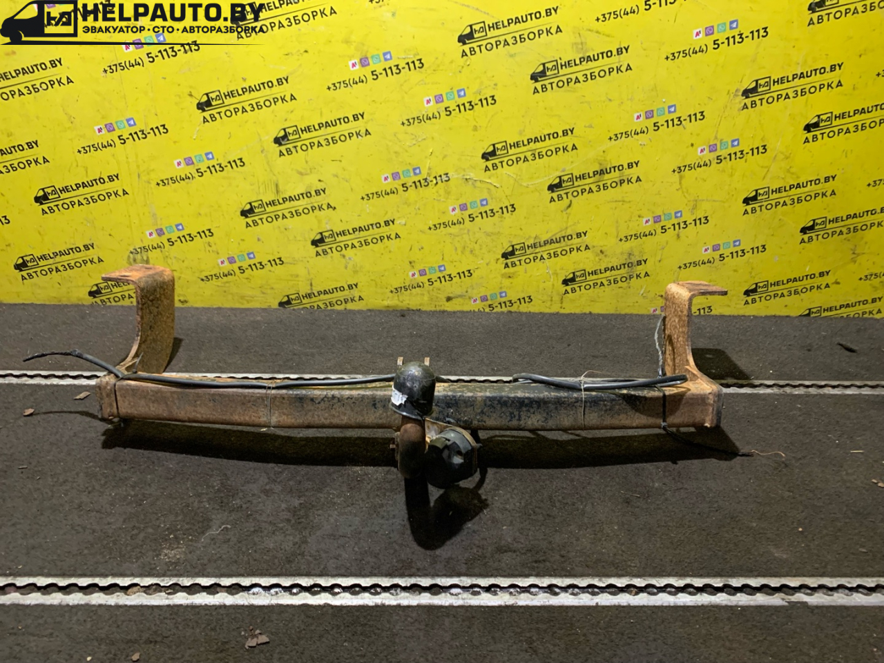 прицепное устройство (фаркоп) Ford Escape 2 поколение R3 2009, 2.3 л., бензин, АКПП, синий, внедорожник 5 дв., передний привод - фото №1
