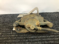 суппорт передний правый Mazda 626 GE 1992, 1.8 л., бензин, МКПП, красный, хетчбэк 5 дв. - фото №3