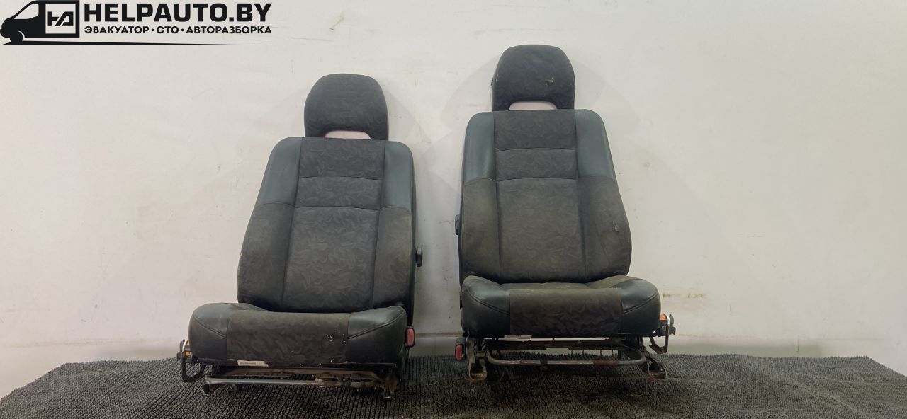 сиденье переднее Volvo S70 1 поколение 2000, 2.5 л., D 5252 T, дизель, МКПП, черный, седан, передний привод - фото №1