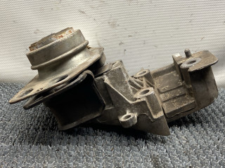 подушка крепления двигателя Renault Kangoo 1 поколение 2001, 1.9 л., F8Q 620, дизель, МКПП, серый