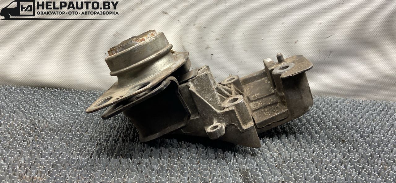 подушка крепления двигателя Renault Kangoo 1 поколение 2001, 1.9 л., F8Q 620, дизель, МКПП, серый - фото №1