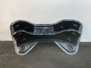 балка подвески задняя Hyundai Santa Fe 1 поколение (SM) 2003, 2.4 л., бензин, МКПП, серебристый, внедорожник 5 дв., передний привод