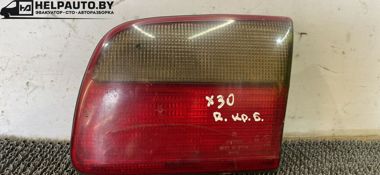фонарь крышки багажника правый Opel Omega B 1999, 3.0 л., бензин, АКПП, чернозеленый, седан, задний привод, 45300 - фото №1