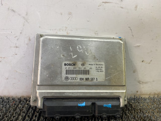 блок управления двигателем Audi A4 B5 1999, 1.8 л., бензин, АКПП, черный, универсал, передний привод