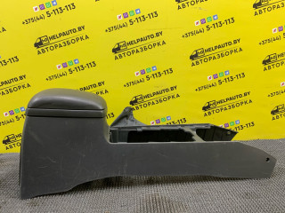 консоль салона Kia Sorento 1 поколение 2005, 2.5 л., D4CB, дизель, АКПП, черный, внедорожник 5 дв., полный подключаемый привод