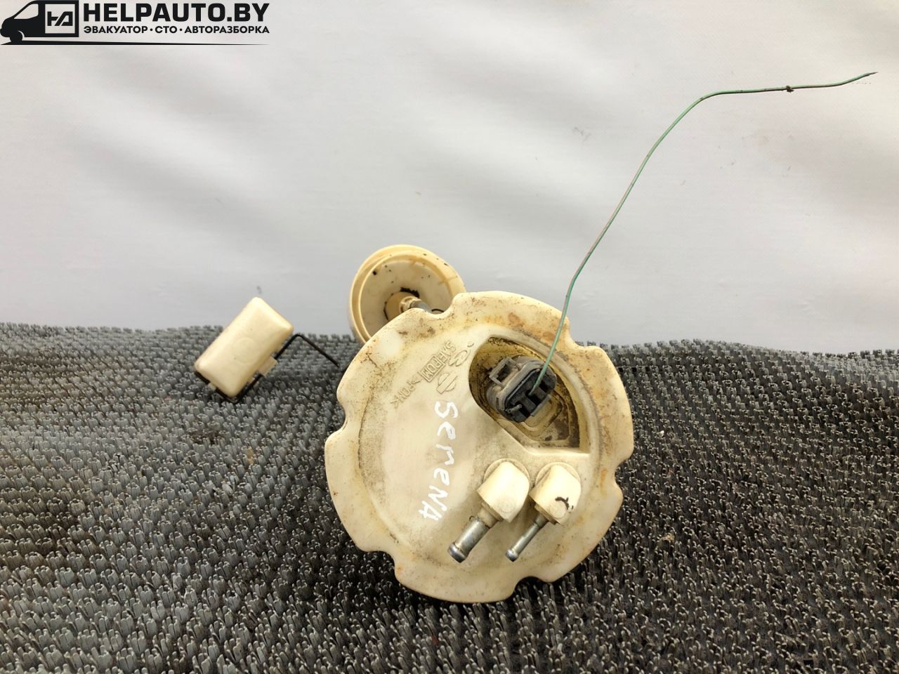 датчик уровня топлива Nissan Serena C23 1992, 2.0 л., дизель, МКПП, серебро, минивэн, передний привод - фото №1