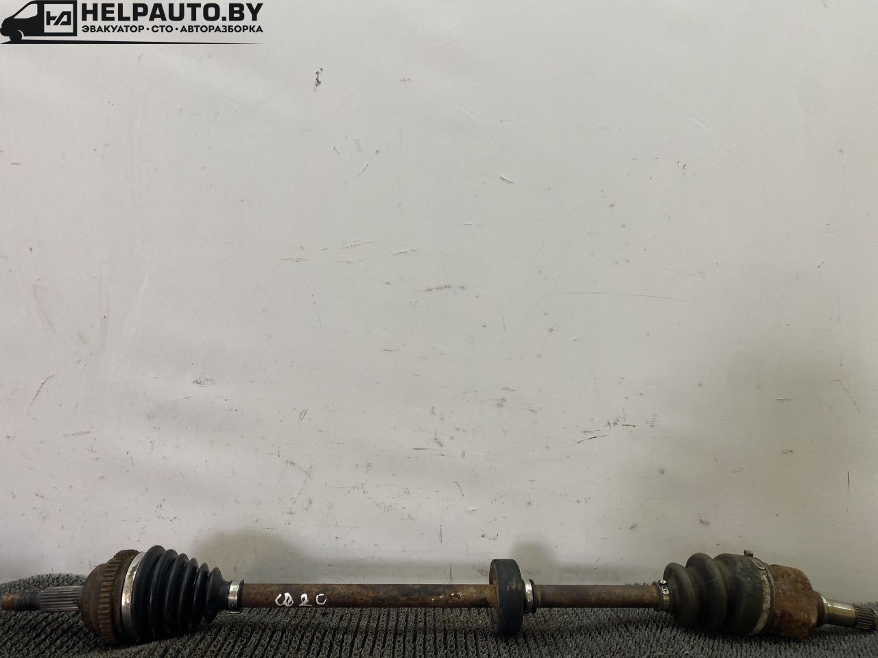 полуось передняя правая (приводной вал, ШРУС) Chrysler Neon 1 поколение 1996, 2.0 л., бензин, МКПП, синий, седан, передний привод - фото №1