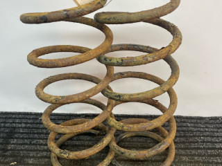 пружина задняя Hyundai Getz 1 поколение [рестайлинг] 2008, 1.4 л., G4EE, бензин, МКПП, золотистый, хетчбэк 5 дв.