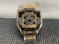 подушка крепления двигателя Daewoo Nubira J100 1998, 2.0 л., бензин, МКПП, красный / зеленый, седан - фото №2