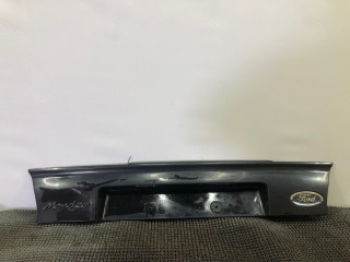 бленда Ford Mondeo 1 поколение 1996, 2.0 л., бензин, МКПП, серебристый, седан, передний привод