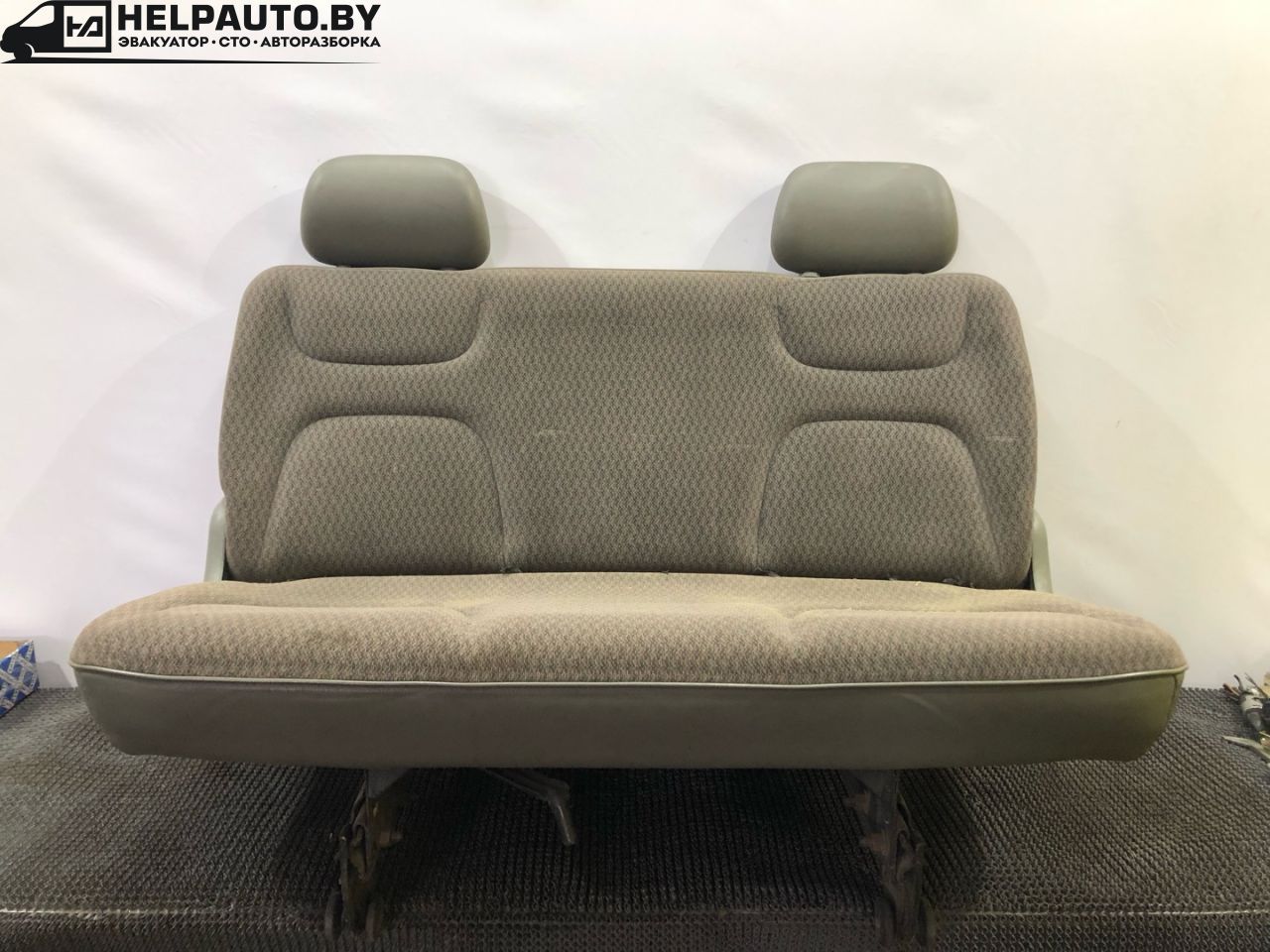 сиденье заднее Dodge Caravan 3 поколение RG 1999, 2.4 л., EDZ, бензин, АКПП, темно зеленый, передний привод - фото №1