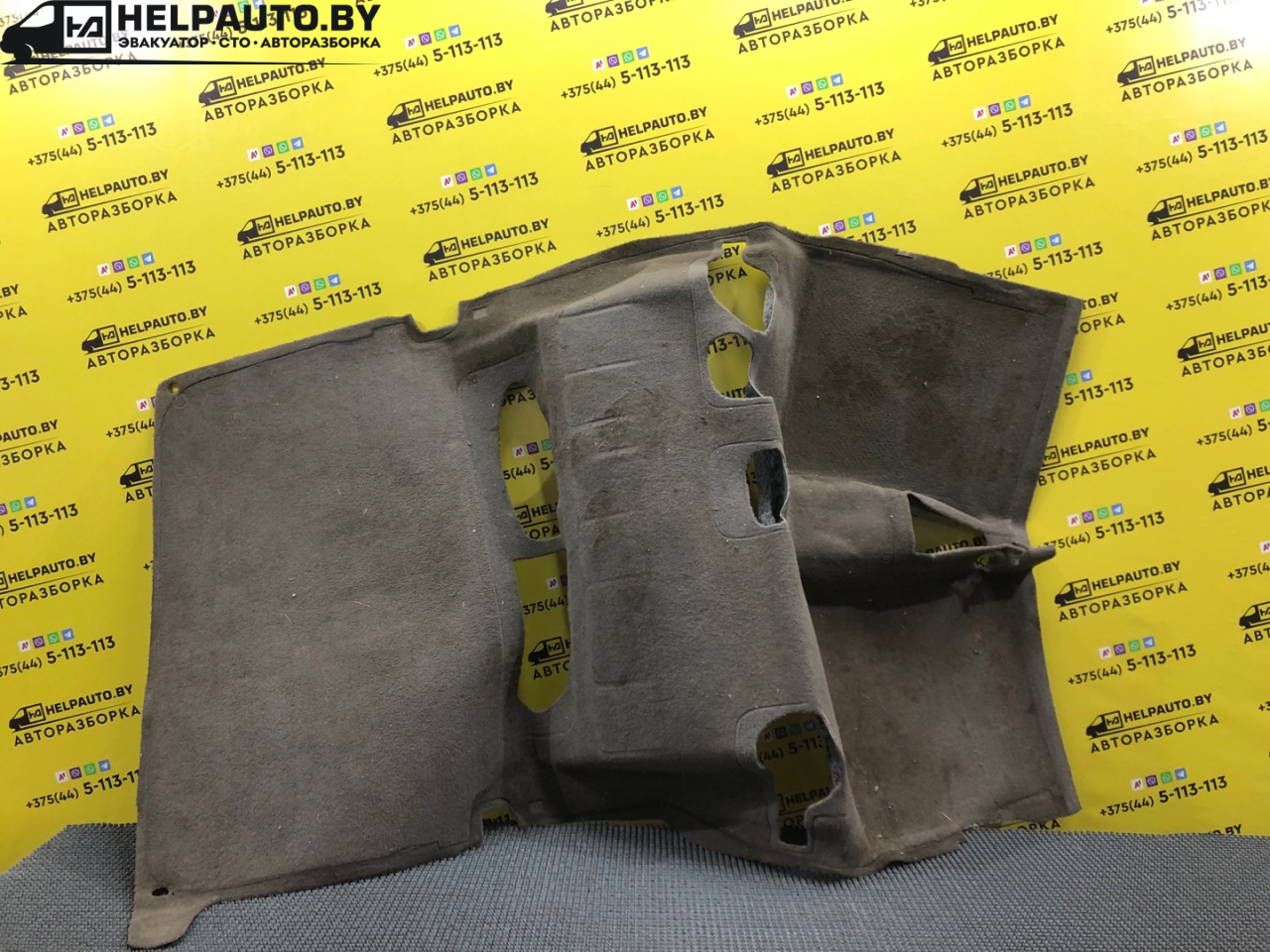 ковер салонный Chrysler PT Cruiser 1 поколение 2002, 2.0 л., ECC, бензин, АКПП, черный, хетчбэк 5 дв. - фото №1