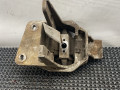 подушка крепления двигателя Daewoo Nubira J100 1998, 2.0 л., бензин, МКПП, красный / зеленый, седан - фото №3