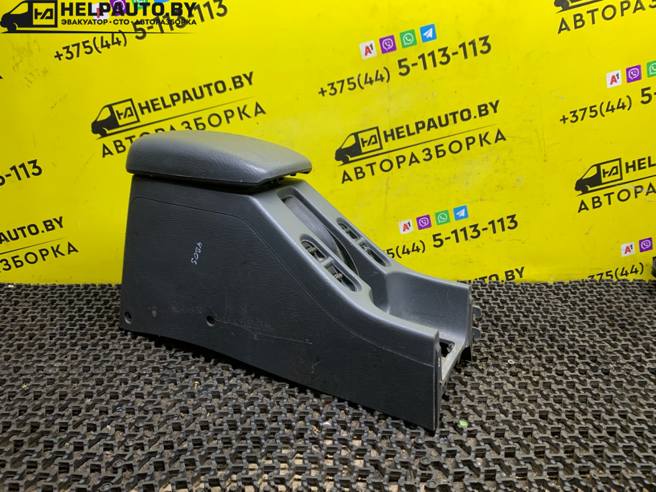 подлокотник Rover 400 Series 2 поколение 1998, 1.6 л., бензин, МКПП, бордовый, седан, передний привод - фото №1