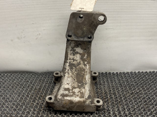 кронштейн двигателя Volkswagen Golf 2 поколение 1990, 1.6 л., дизель, МКПП, черный, хетчбэк 3 дв., передний привод