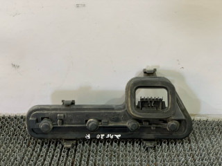 панель заднего правого фонаря Opel Zafira 1 поколение (A) 1999, 2.0 л., бензин, МКПП, серый, передний привод